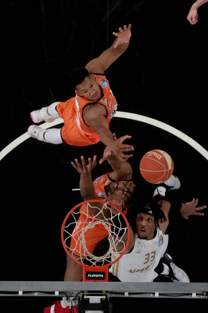 在面对英格 在面对英格