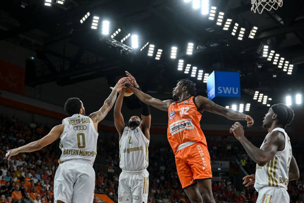 在短短两年 在短短两年